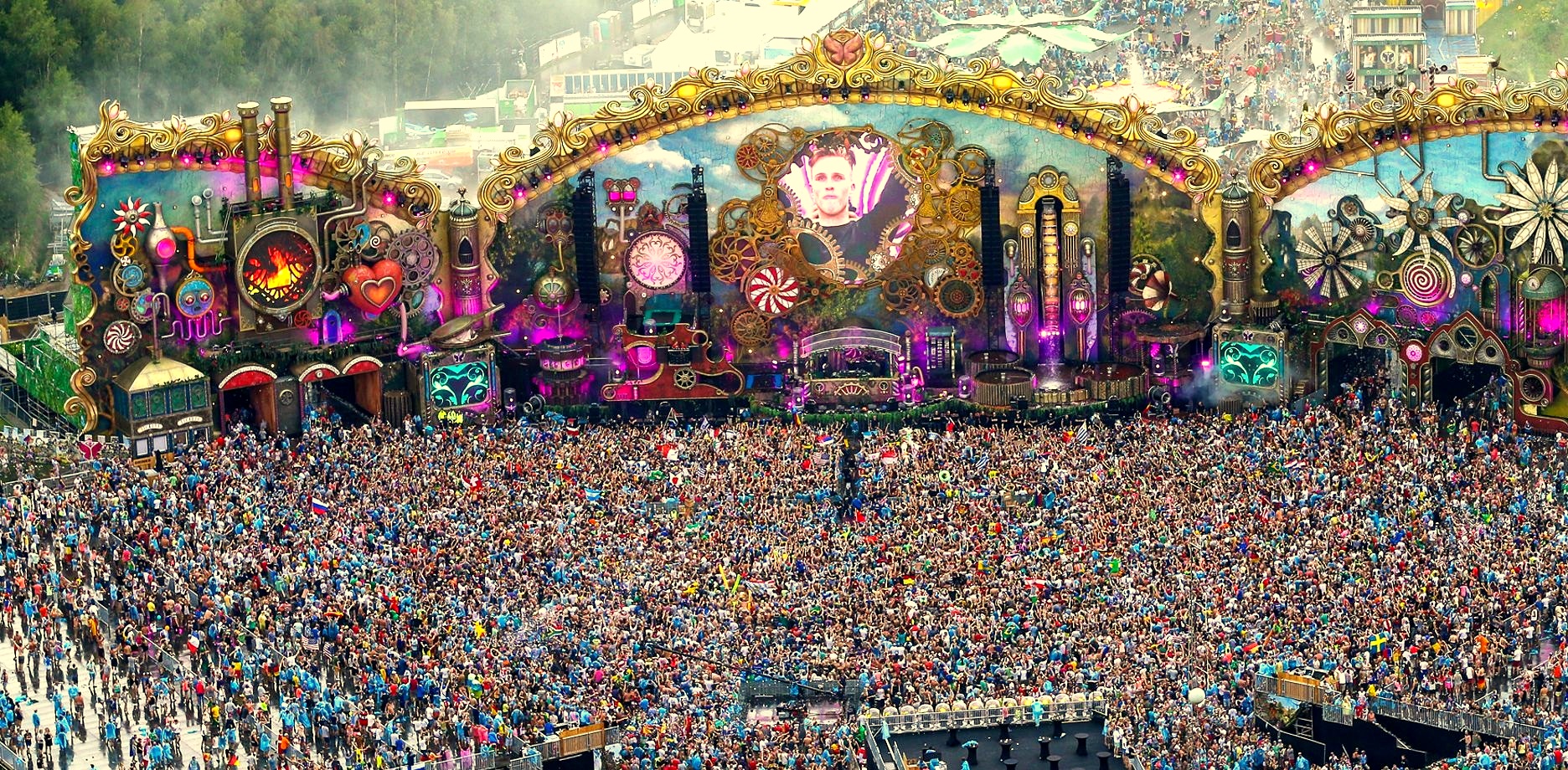 Tomorrowland_2014 – WONDERLAND